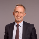 Emmanuel GRÉGOIRE - Député du groupe Socialiste et apparentés, conseiller de la Ville de Paris et porte-parole du groupe socialiste à l’Assemblée nationale Emmanuel GRÉGOIRE