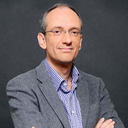 Frédéric ENCEL - Docteur en géopolitique de l’Institut français de géopolitique de l’université Paris-8, maître de conférences à Sciences Po Paris et professeur à la Paris School of Business. Frédéric ENCEL
